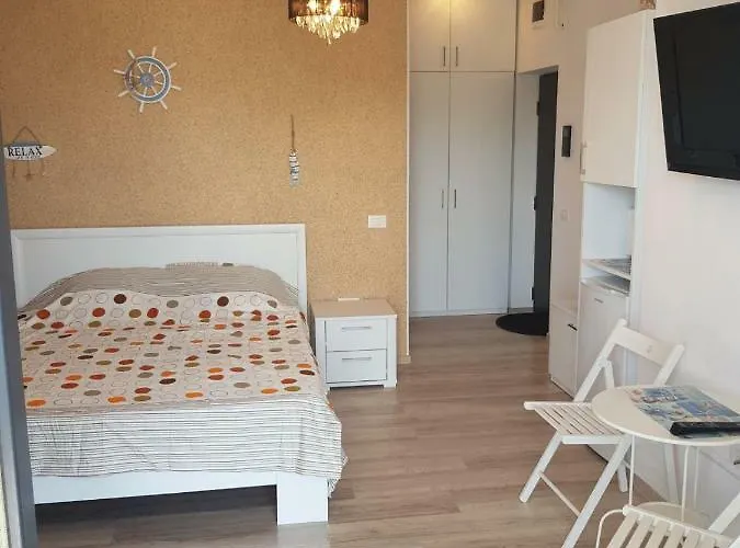 Blue Marina Clubbing 5 Apartment